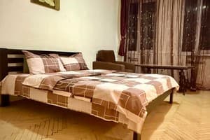 Flatkiev станция метро Контрактовая Площадь 3